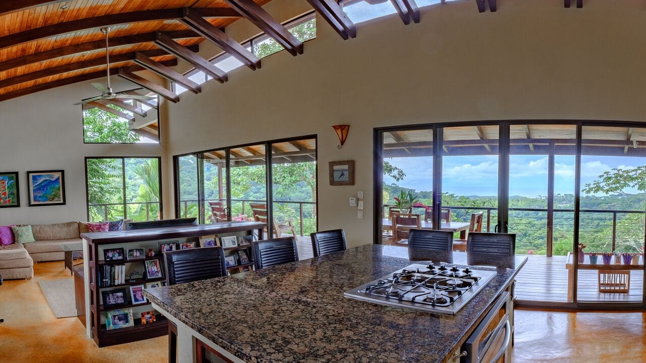 0.38 ACRES – 4 Bedroom Modern Tropical Home With Amazing Whales tale Ocean Views!!!