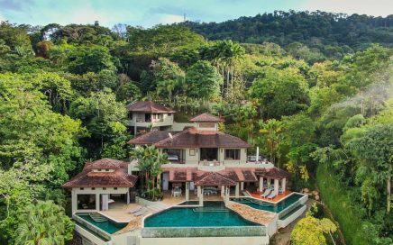 1.07 ACRES – 5 Bedroom Luxury Home With 3 Swimming Pools And Amazing Ocean Views!!!!
