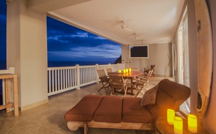 CONDO – 5 Bedroom Luxury Penthouse Ocean View Beachfront Condo With Great Rental Income!!!