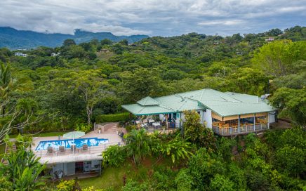 2.48 ACRES – Boutique Ocean View Hotel, 3 Bedroom Owner’s Home, Bar And Restaurant!!!!