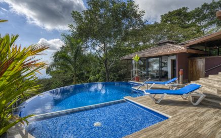 0.59 ACRES – 3 Bedroom Ocean View Home With Pool Located In High End Area Of Escaleras!!!!