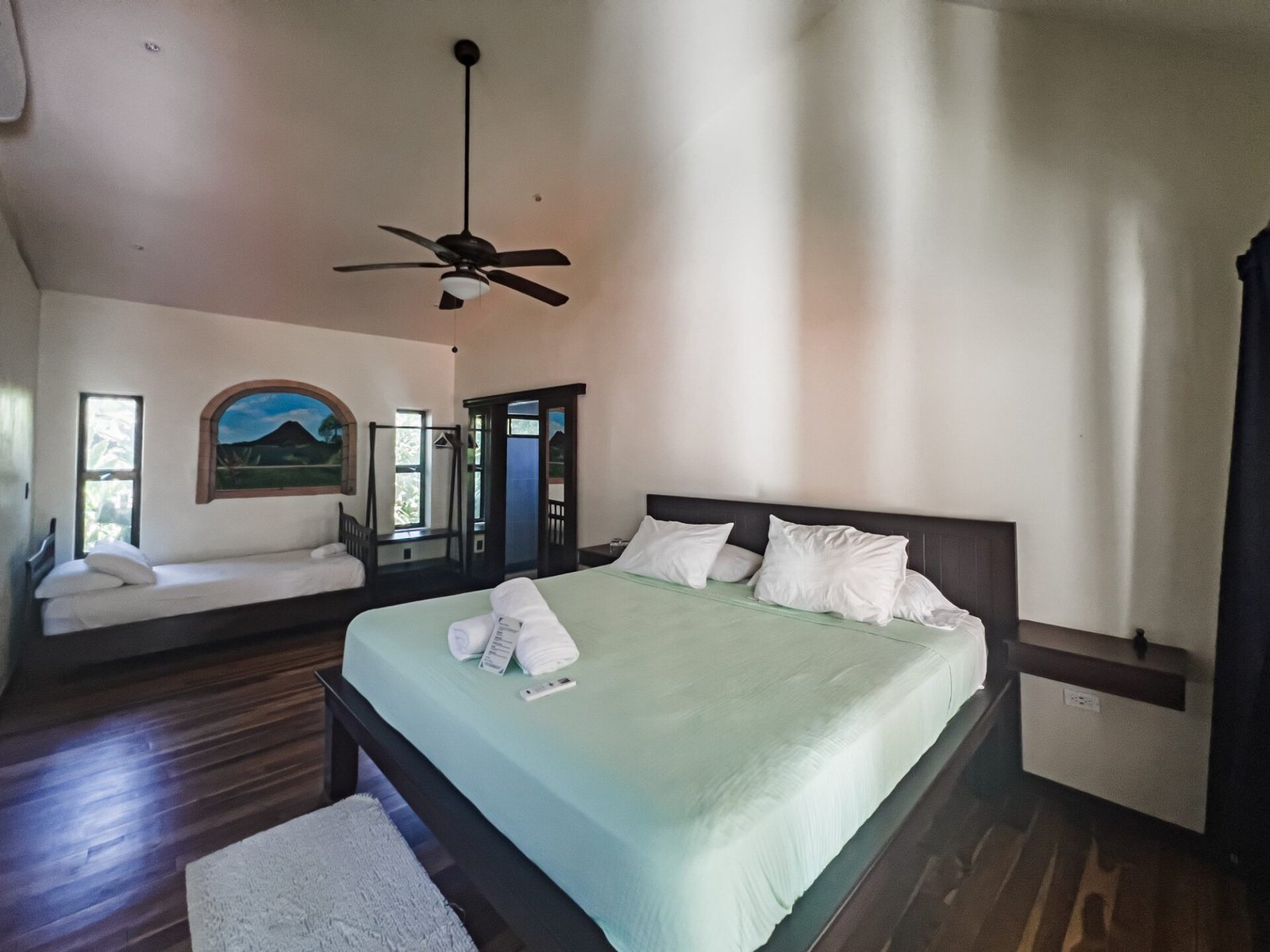 DOM486 A Hotel 024 Costa Rica Real Estate