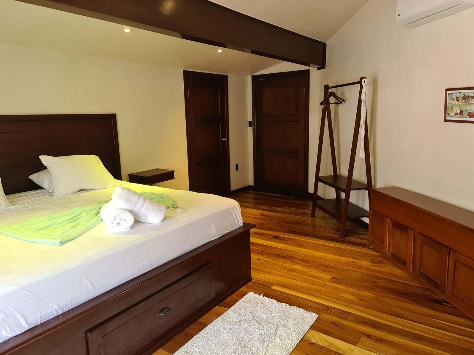 DOM486 A Hotel 028 Costa Rica Real Estate