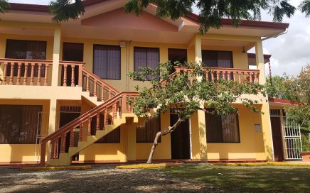 0.41 ACRES – 4 Two Bedroom Rental Apartments Plus Owner’s Home And Pool In Heart Of Uvita!!!!