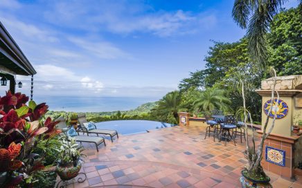 1.4 ACRES – 3 Bedroom Home With Pool And One Of The Best Sunset Ocean Views You Will Ever See!!!!!