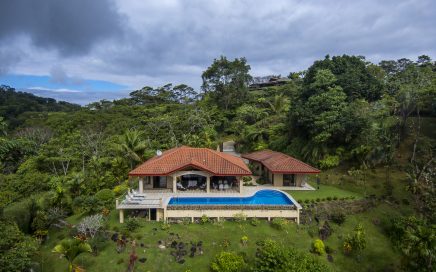 1.8 ACRES – 4 Bedroom Whales Tail Ocean View Home, Infinity Pool, Second Building Site, Costa Verde Estates Gated Community!!!!
