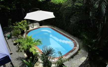 0.06 ACRES – 2 Bedroom Lovely Home With Pool In The Heart Of Bahia Ballena!!!