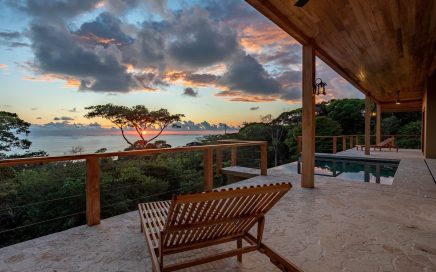 2.5 ACRES – 4 Bedroom Luxury Ocean and Jungle View Home With Infinity Pool!!!
