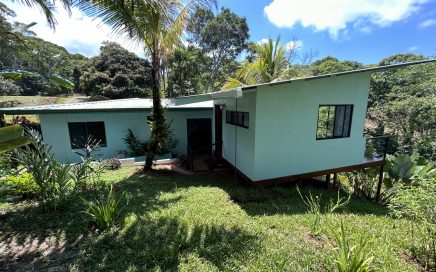 8 ACRES – 2 Bedroom Cozy Home, With More Buildable Space, Easy Access, And Only 20 Minutes From Dominical Beach!!!!