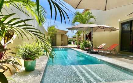 0.18 ACRES – 5 Bedroom Villa Plus 2 Bedroom Guest Villa, Pool, Great Rental!!!!