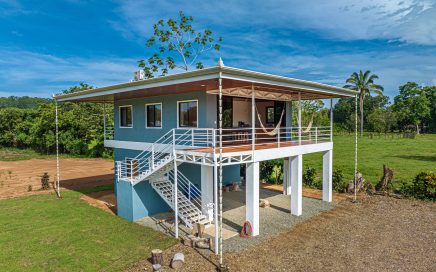 0.3 ACRES – 3 Bedroom Two Story House, Close To The Beach, And Fully Furnished, Ready To Move in!!!