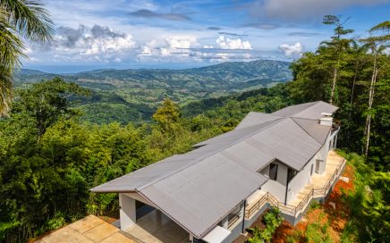 2.68 ACRES – 3 Bedroom Amazing Luxury Ocean, Mountain, and Jungle View Home!!!!