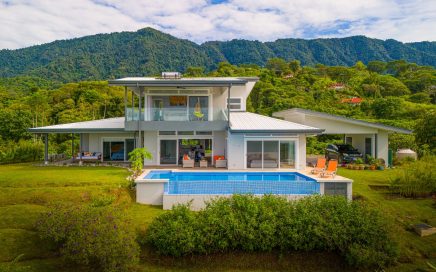 3 ACRES – 3 Bedroom Brand New Luxury Home With Amazing Ocean View And Infinity Pool!!!