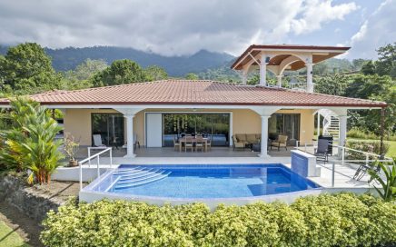 1.25 ACRES – 4 Bedroom Luxury Home With Incredible Pacific Ocean Views!!!!