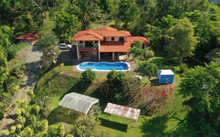 4.9 ACRES – 4 Bedroom Home With Majestic Ocean and Mountain View And Pool!!!!